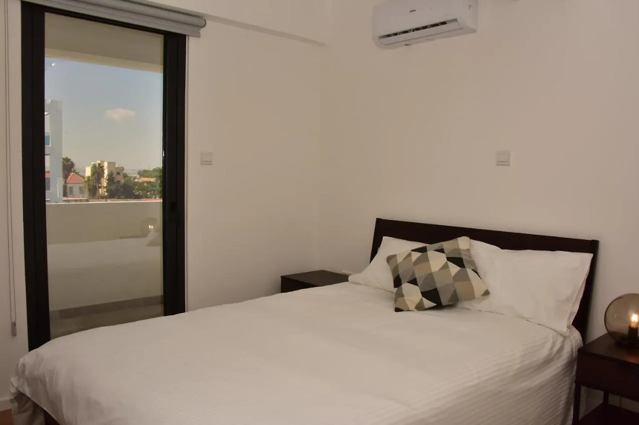 Georgia Court City & Seaview Larnaca Apartament