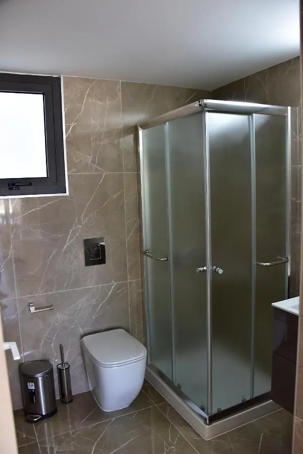 Georgia Court City & Seaview Larnaca Apartament
