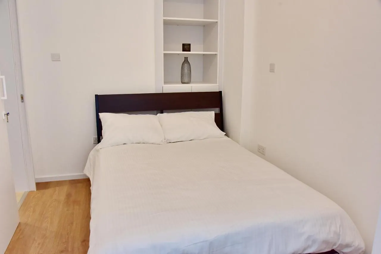 Georgia Court City & Seaview Larnaca Apartament